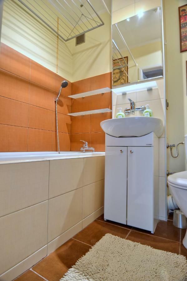 Sloneczny Apartament Grzybowska Varsovia Exterior foto