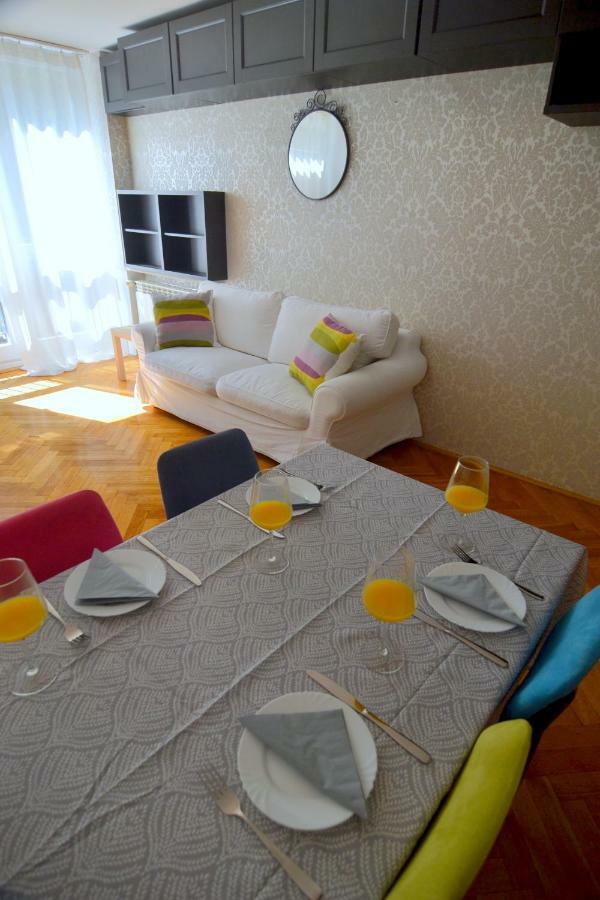 Sloneczny Apartament Grzybowska Varsovia Exterior foto